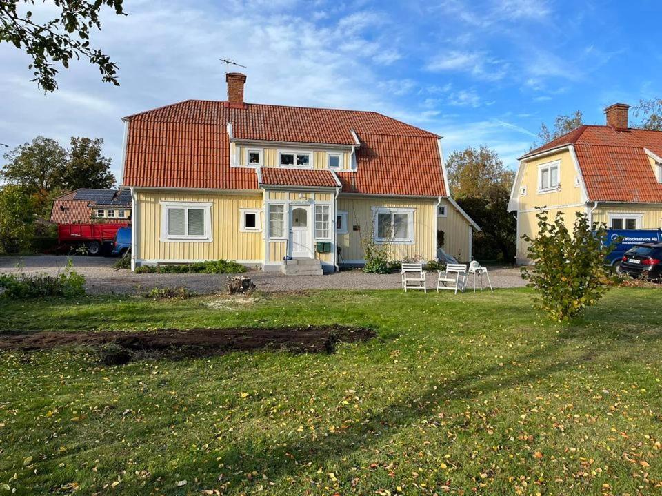 Lovisas Stuga Vadstena Exterior foto